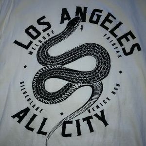 Primark white los angeles t-shirt. 🐍